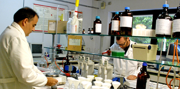 Laboratorio di analisi fisico-chimiche del Dipartimento per la ricerca nelle produzioni vegetali di Agris